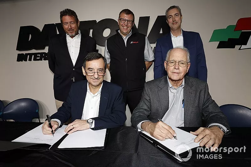 Pierre Fillon, ACO President, Jim France, IMSA Chairman, Gerard Neveu, FIA WEC CEO, John Doonan, IMSA President, and Ed Bennett, IMSA CEO