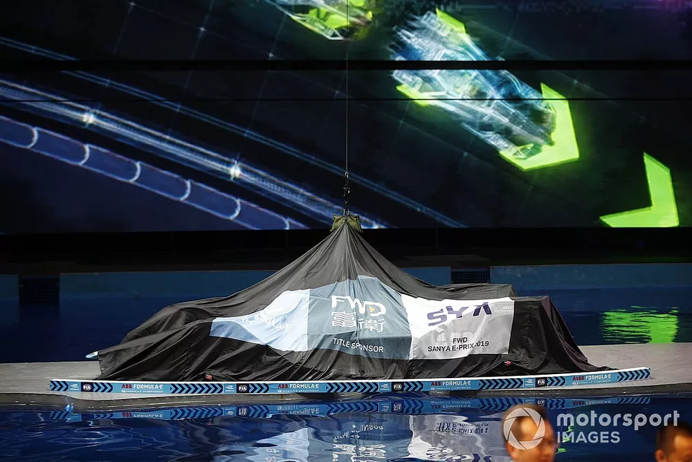 Covers are removed from the Formula E Gen 2 car