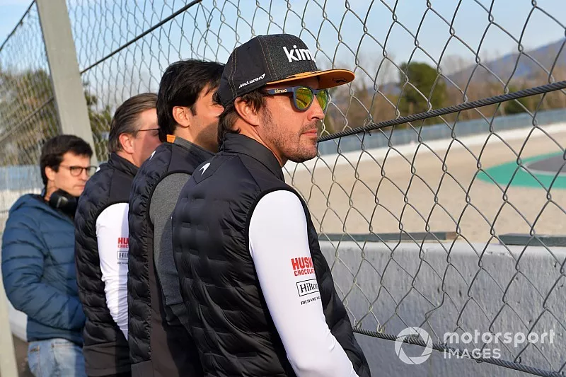 Fernando Alonso en bord de piste