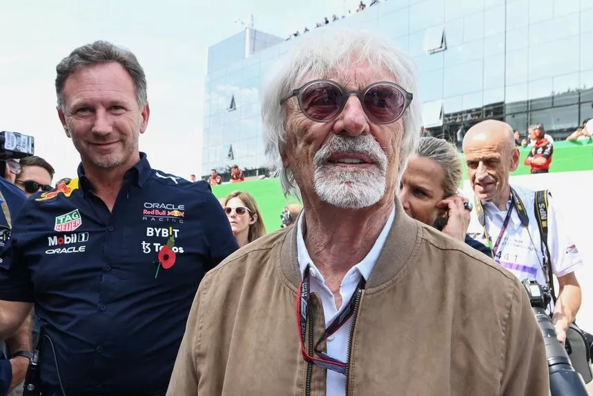 Carlos Slim Jr, Christian Horner, Team Principal, Red Bull Racing, Bernie Ecclestone on the grid