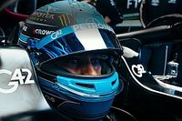 Russell dostrzega trudy kalendarza