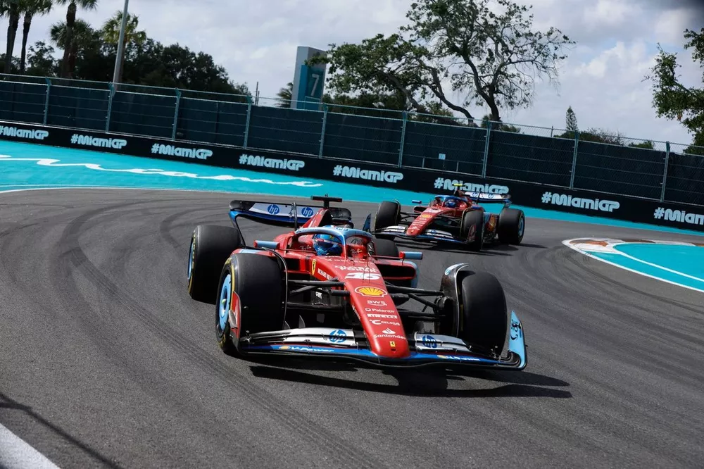 Charles Leclerc, Ferrari SF-24, Carlos Sainz, Ferrari SF-24