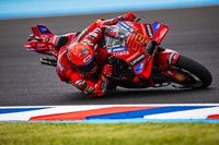 Márquez destroza tres veces el récord con la pole del GP de Argentina de MotoGP