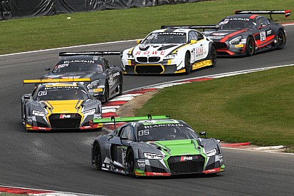 Winkelhock et Stevens emmènent un quadruplé Audi à Zolder