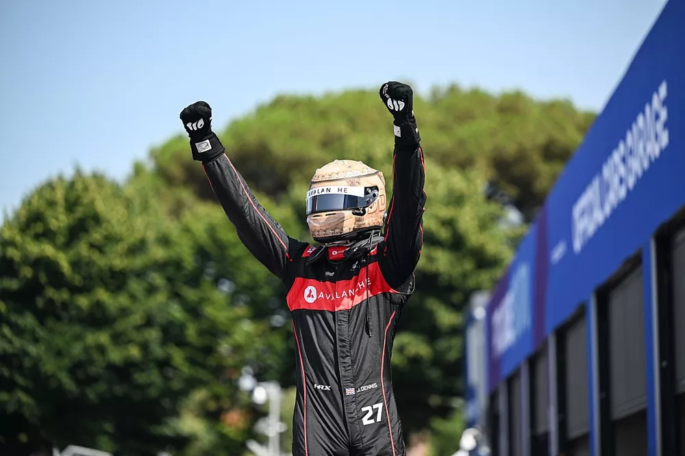 Jake Dennis, Andretti Autosport, 1st position, celebrates in Parc Ferme