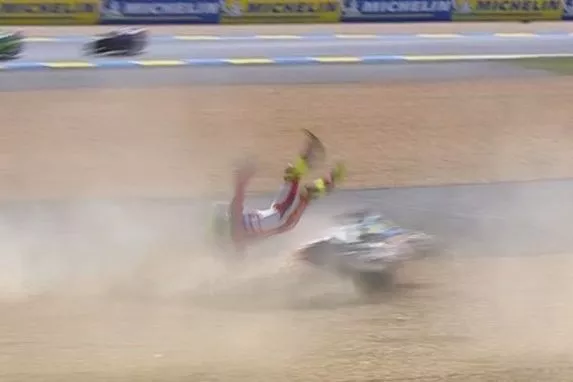 Eric Granado &eacute; atropelado por Rafaelle Fusco em Le Mans
