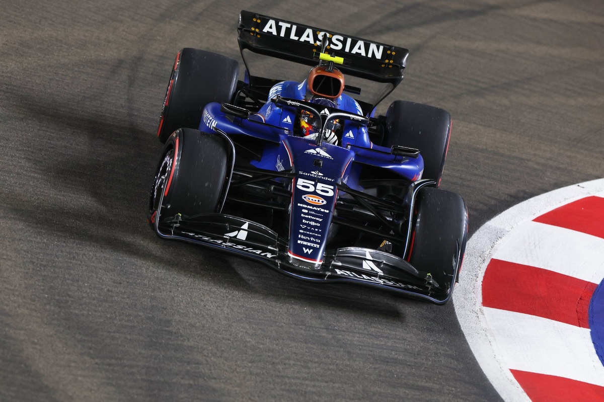 Albon et Sainz disqualifiés à Singapour