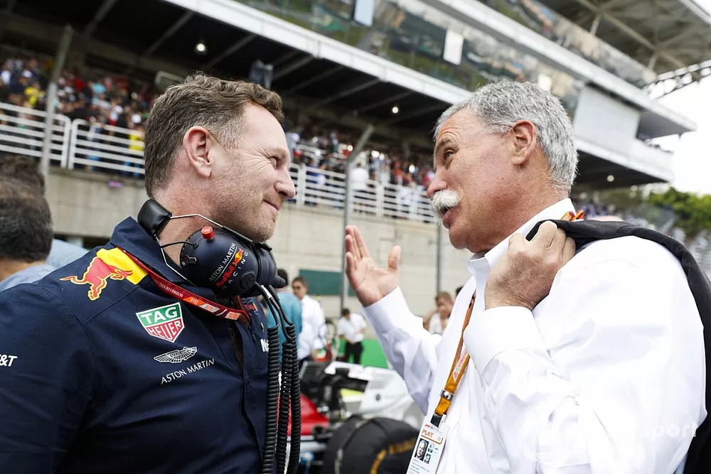 Christian Horner, Director del equipo, Red Bull Racing, con Chase Carey, Presidente, Formula One Group