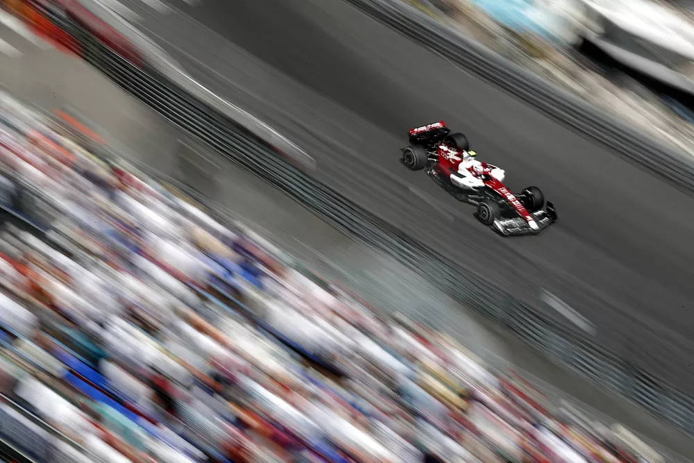 Zhou Guanyu, Alfa Romeo C42