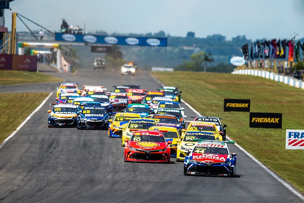 Largada da Stock Car em Goiânia