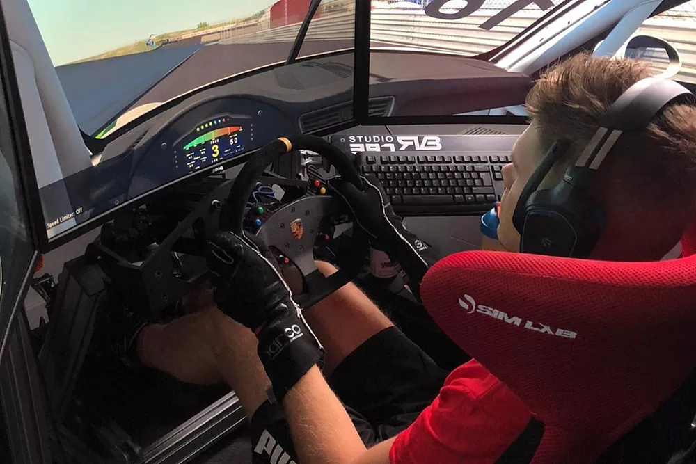 Rudy van Buren sim racing