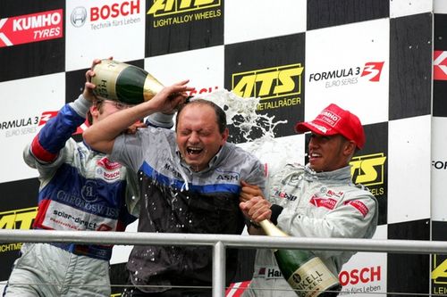 Cómo Vasseur salvó una vez la carrera de Hamilton antes de reencontrarse en Ferrari