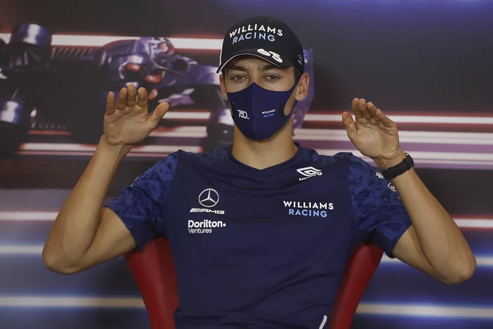 George Russell, Williams, in de persconferentie