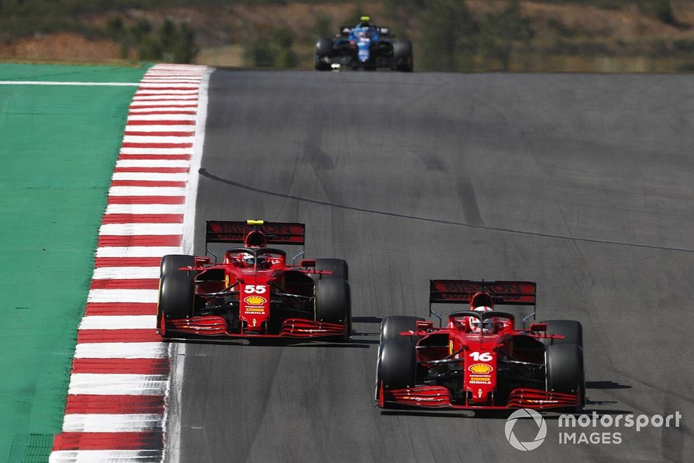 Charles Leclerc, Ferrari SF21, Carlos Sainz Jr., Ferrari SF21
