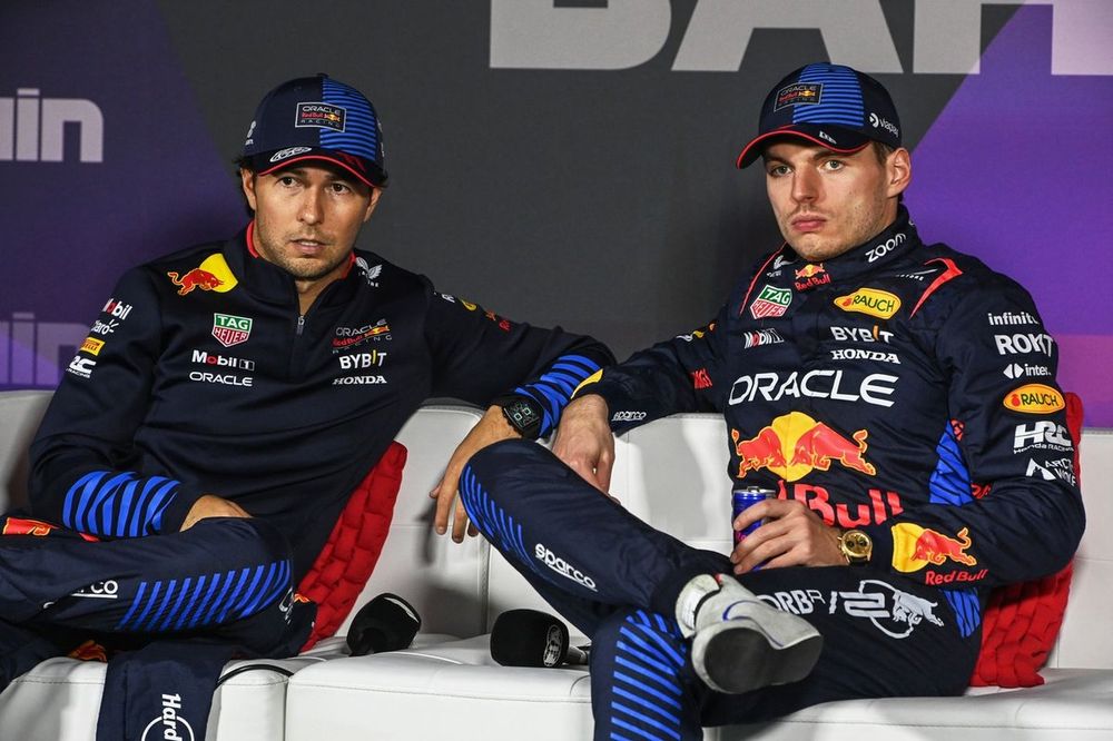 Sergio Pérez, Red Bull Racing, 2ª posición, Max Verstappen, Red Bull Racing, 1ª posición, en la rueda de prensa