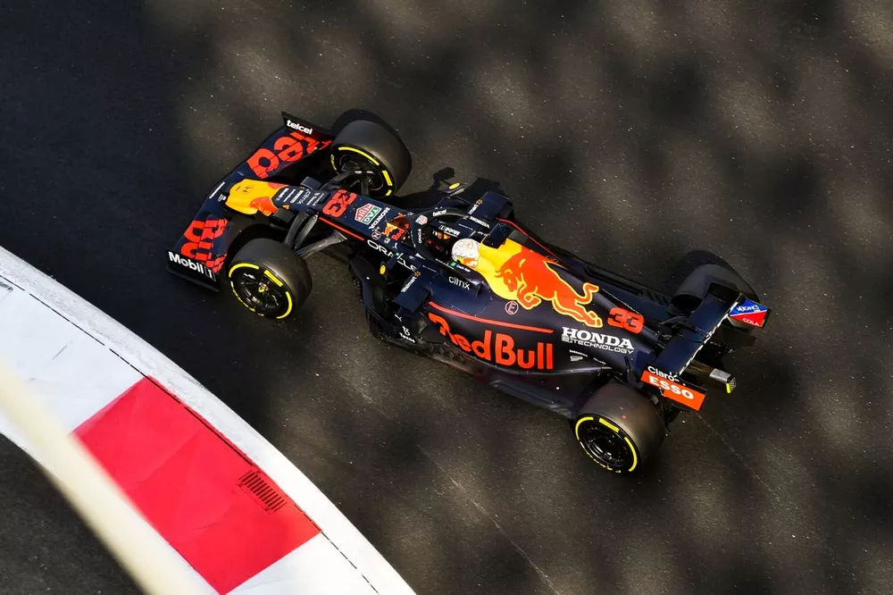 Max Verstappen, Red Bull RB15 mule