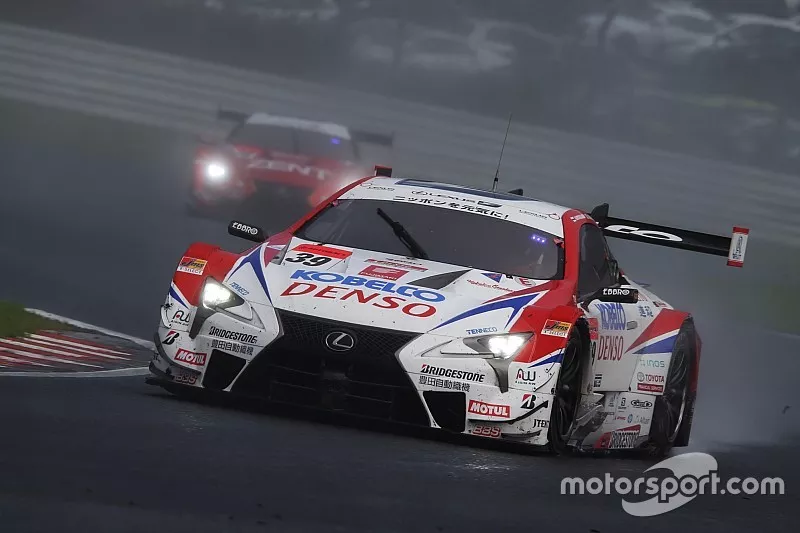 #39 SARD Lexus LC500: Heikki Kovalainen, Yuichi Nakayama