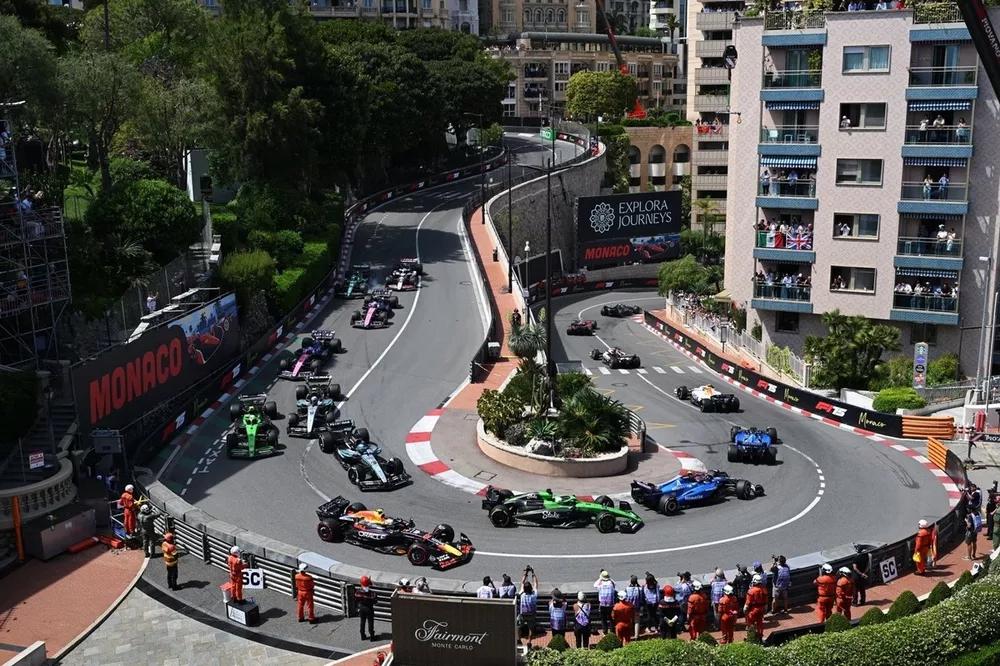 Nico Hulkenberg, Sauber, Liam Lawson, Racing Bulls Team, George Russell, Mercedes, Yuki Tsunoda, Red Bull Racing Team, Carlos Sainz, Williams, Gabriel Bortoleto, Sauber, Alexander Albon, Williams, Andrea Kimi Antonelli, Mercedes