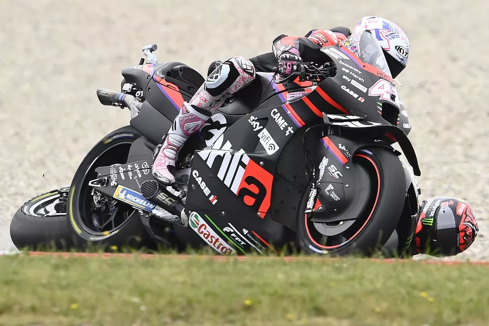 Caída de Aleix Espargaró, Aprilia Racing Team, Fabio Quartararo, Yamaha Factory Racing 
