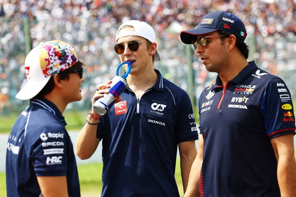 Liam Lawson, AlphaTauri, Yuki Tsunoda, AlphaTauri, Sergio Perez, Red Bull Racing