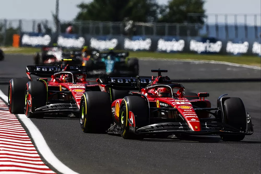 Charles Leclerc, Ferrari SF-23, Carlos Sainz, Ferrari SF-23