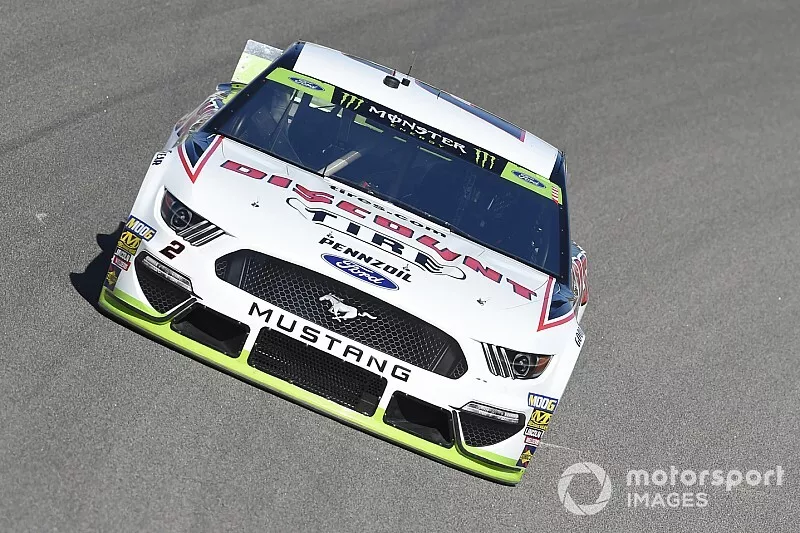  Brad Keselowski, Team Penske, Ford Mustang Discount Tire