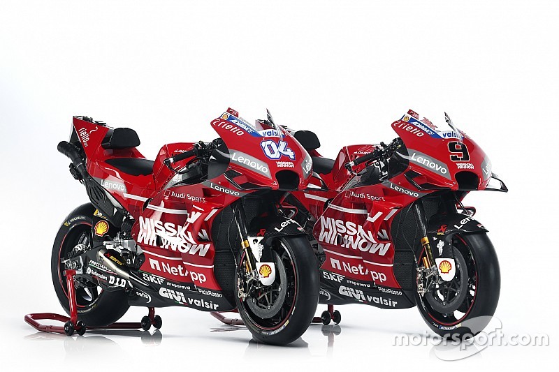 2019年MotoGP MISSION NOW ボストンバッグとDucati帽子 2019年MotoGP MISSION NOW ボストンバッグとDucati帽子 2019年
