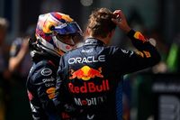 Checo Pérez: "Desearía que Verstappen ganara porque eso ayudaría al equipo"