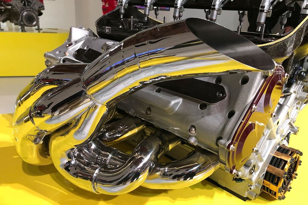 Il motore V10 della Ferrari