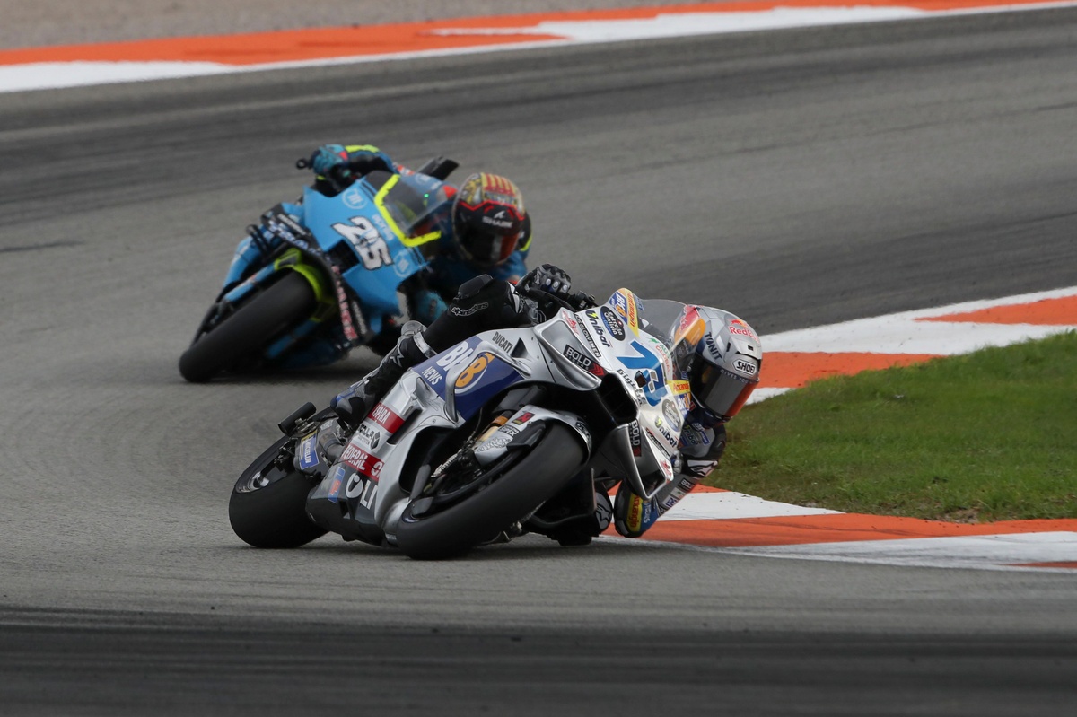 Alex Marquez explains rapid drop from second to sixth in Valencia MotoGP finale