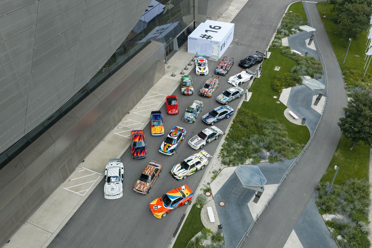 BMW riunisce per la prima volta in una mostra le sue storiche 20 Art Car
