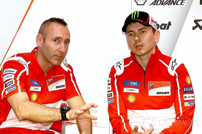 Lorenzo'nun ekip şefi Honda'ya geçmeyecek