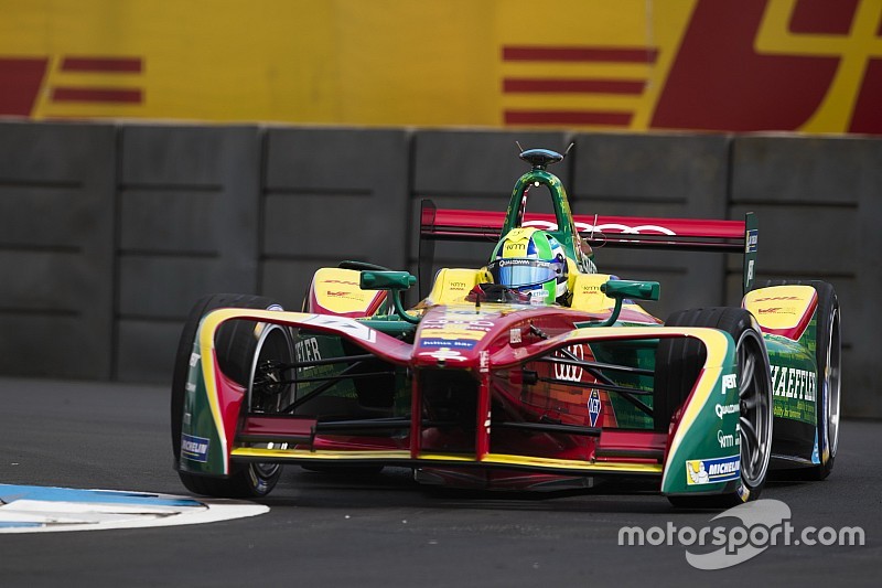 Championnats - Di Grassi dans les échappements de Buemi