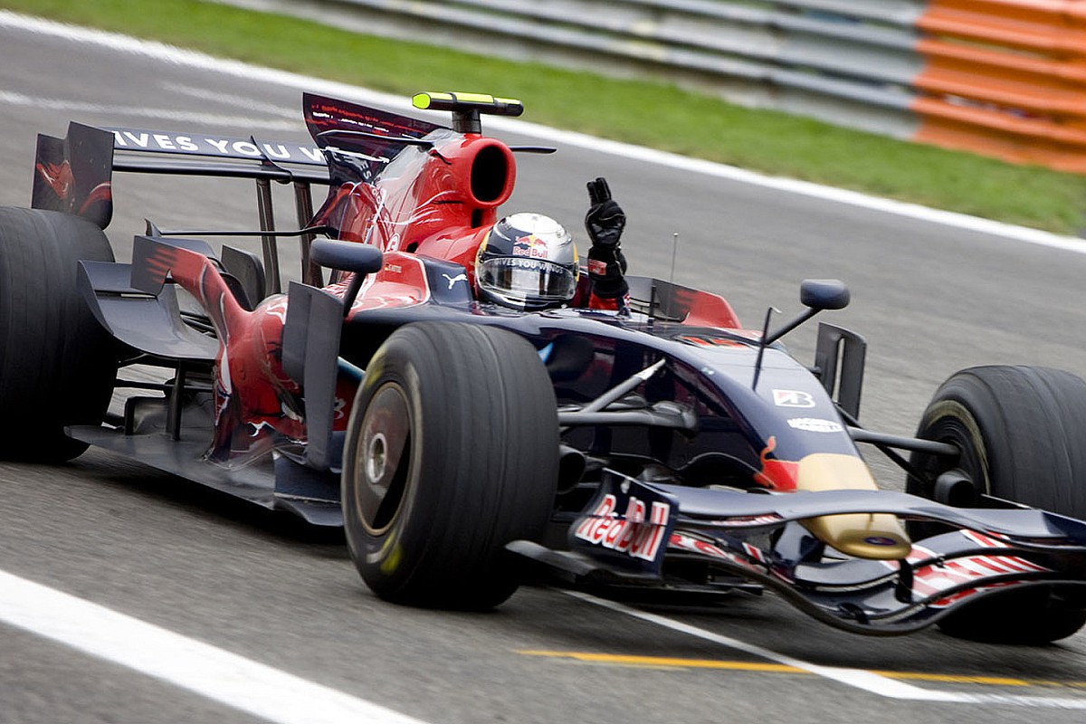 Fotogallery: ecco tutte le Toro Rosso che hanno corso in Formula 1