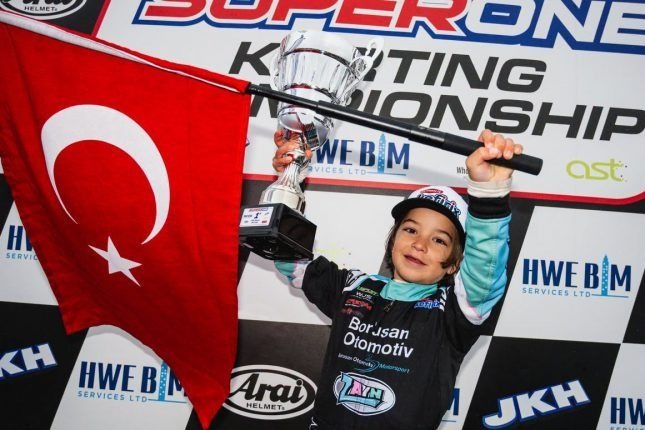 Zayn Sofuoğlu, SuperOne Mikro Max'te Tarihi Şampiyonluk!