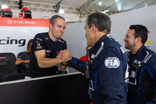 Stock Car Exclusivo - JP detona sinaliza&ccedil;&atilde;o de Bras&iacute;lia e revela: &ldquo;Senti todos os meus &oacute;rg&atilde;os serem lan&ccedil;ados &agrave; frente&rdquo;