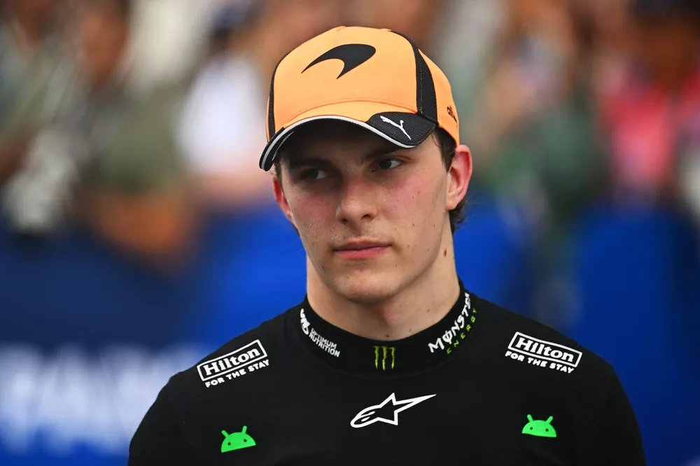 フェルスタッペンの後任説は「初耳」とピアストリ。マクラーレン離脱の
