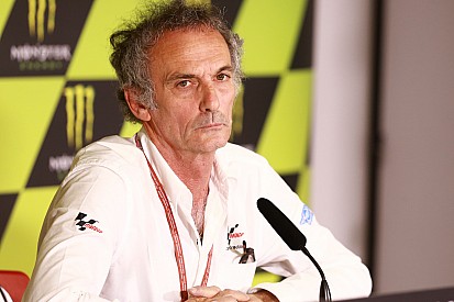 Silverstone, Direzione Gara: "Fatto il possibile per correre. Apriremo un'indagine di 6 settimane e faremo riasfaltare la pista"
