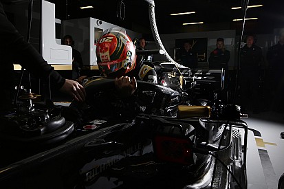 Magnussen explique son problème de baquet