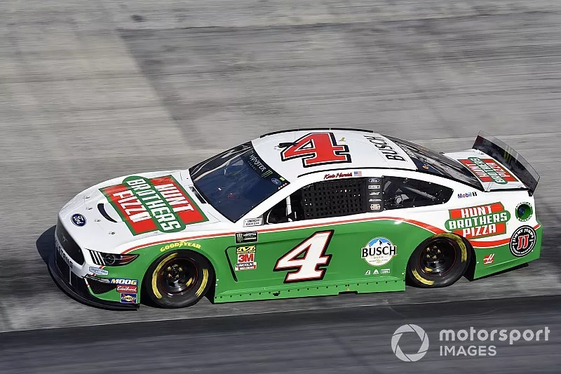 Kevin Harvick, Stewart-Haas Racing, Ford Mustang Hunt Brothers Pizza