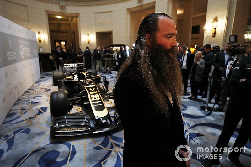 Ambisi sponsor utama Haas kalahkan Red Bull