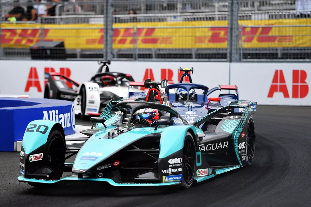Mitch Evans, Jaguar Racing, Jaguar I-TYPE 5, Nick Cassidy, Envision Virgin Racing, Audi e-tron FE07