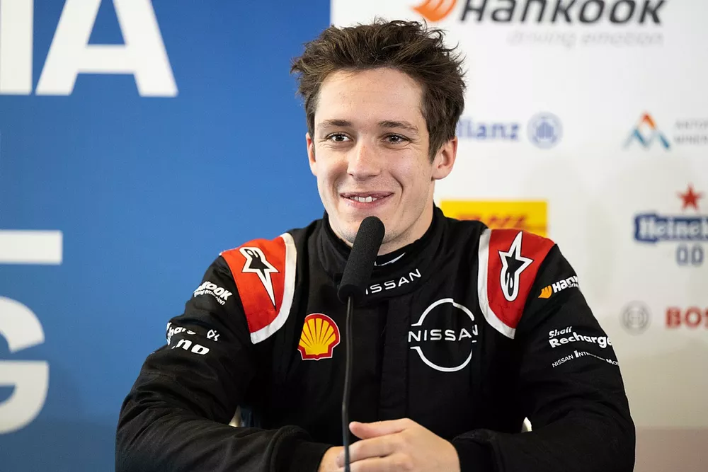 Sacha Fenestraz, Nissan Formula E Team 