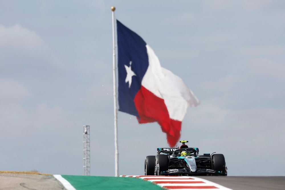 Lewis Hamilton, Mercedes F1 W15