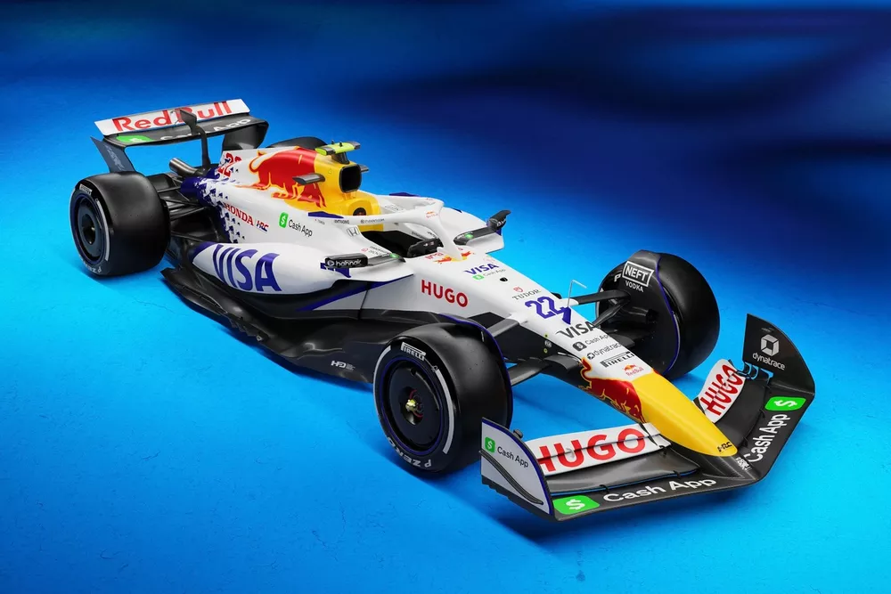 イメージ一新”白レッドブル”登場！ レーシングブルズが2025年シーズン
