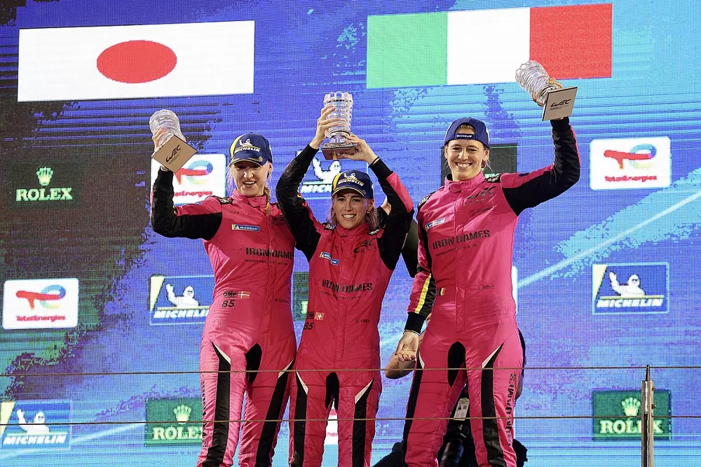 Podium: #85 Iron Dames Porsche 911 RSR - 19: Sarah Bovy, Michelle Gatting, Rahel Frey