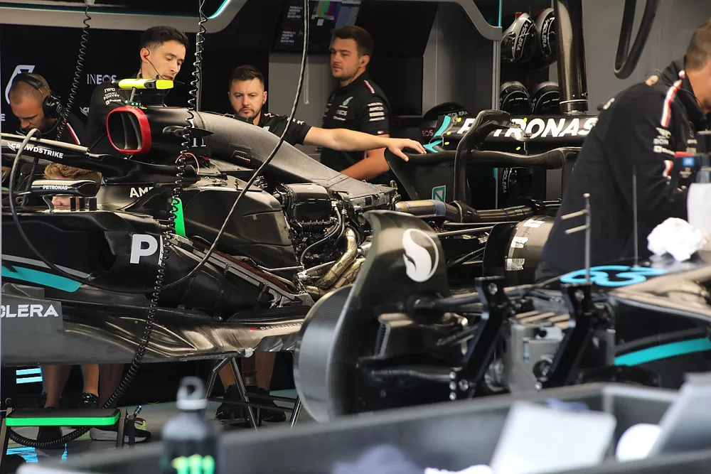Mercedes W14 technical detail