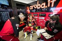 El estreno de Bautista en los test del WorldSBK, lastrado por el dolor