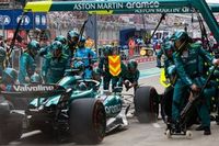 Stroll y Aston se quitan culpa del choque; Krack sospecha de Sainz