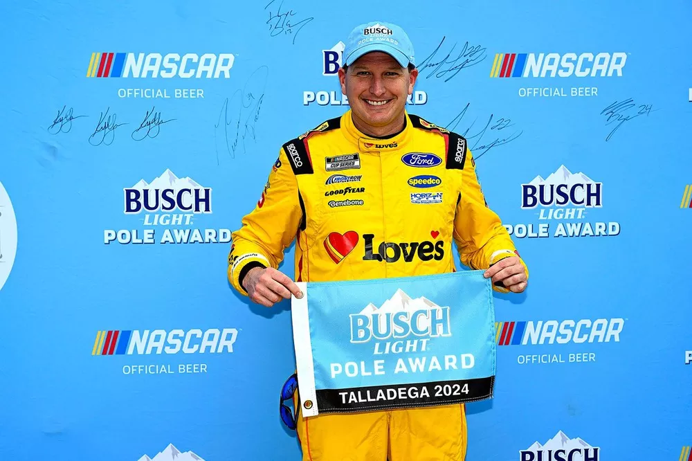 Ganador de la pole Michael McDowell, Front Row Motorsports